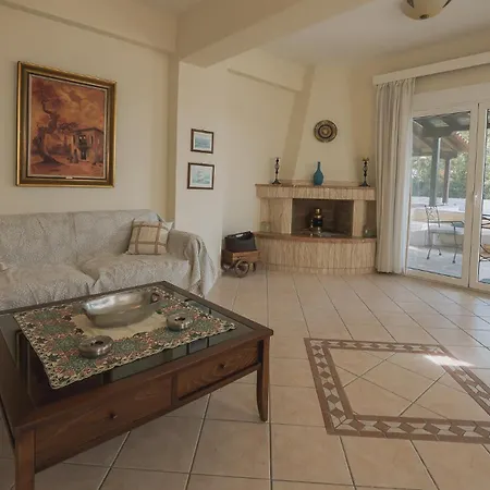 Encore Sea Side Villa, Possidi