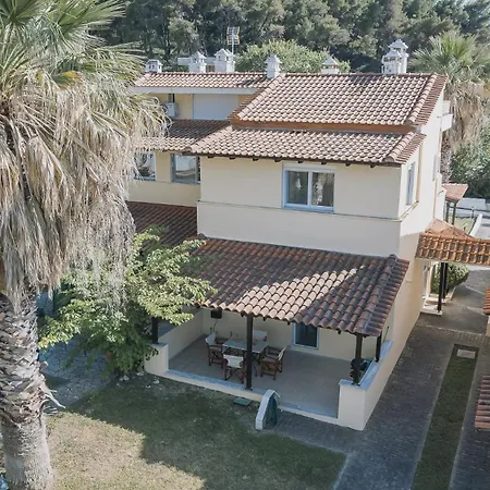 Encore Sea Side Villa, * Poszídi