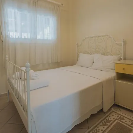 Encore Sea Side Villa, * Poszídi