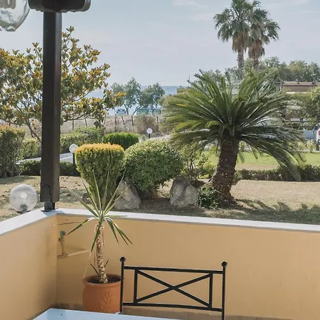 Encore Sea Side Villa, * Poszídi